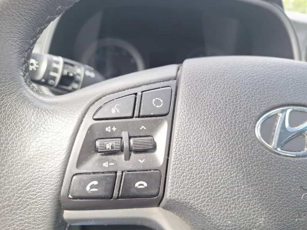 Hyundai TUCSON 2WD 1.6 GDi NAVI LED DAB SHZ LenkradHZG P 05/2019-photo-23