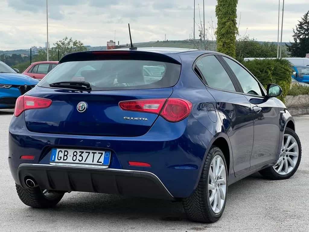 Alfa Romeo Giulietta 1.6 JTDm 120 CV Super 08/2020-photo-6