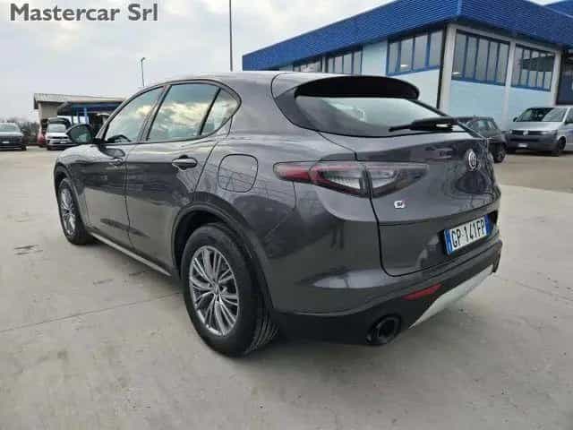 Alfa Romeo Stelvio ALFA ROMEO Stelvio 2.2 t Super Q4 210cv auto - G 05/2023-photo-3