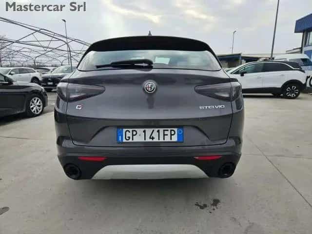 Alfa Romeo Stelvio ALFA ROMEO Stelvio 2.2 t Super Q4 210cv auto - G 05/2023-photo-4
