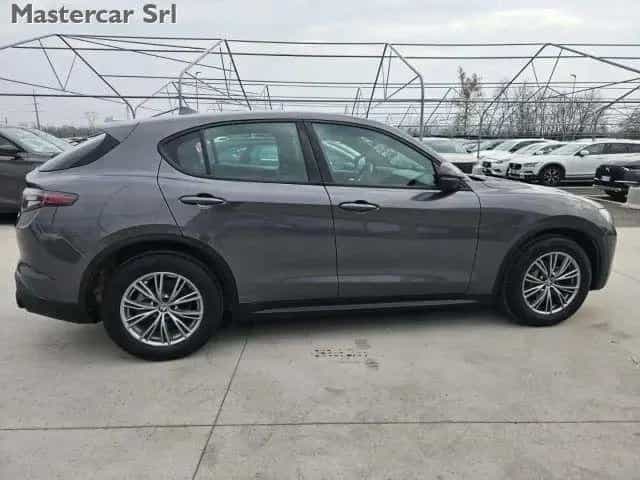 Alfa Romeo Stelvio ALFA ROMEO Stelvio 2.2 t Super Q4 210cv auto - G 05/2023-photo-6