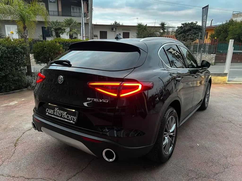 Alfa Romeo Stelvio 2.2 210 CV AT8 Q4 -2018 08/2018-photo-5