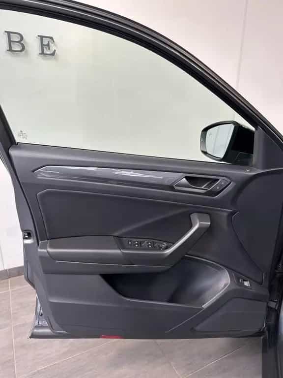 Volkswagen T-Roc 1.5 TSI DSG R-Line NAV+LED+ACC+KAMERA+PANO 12/2021-photo-7