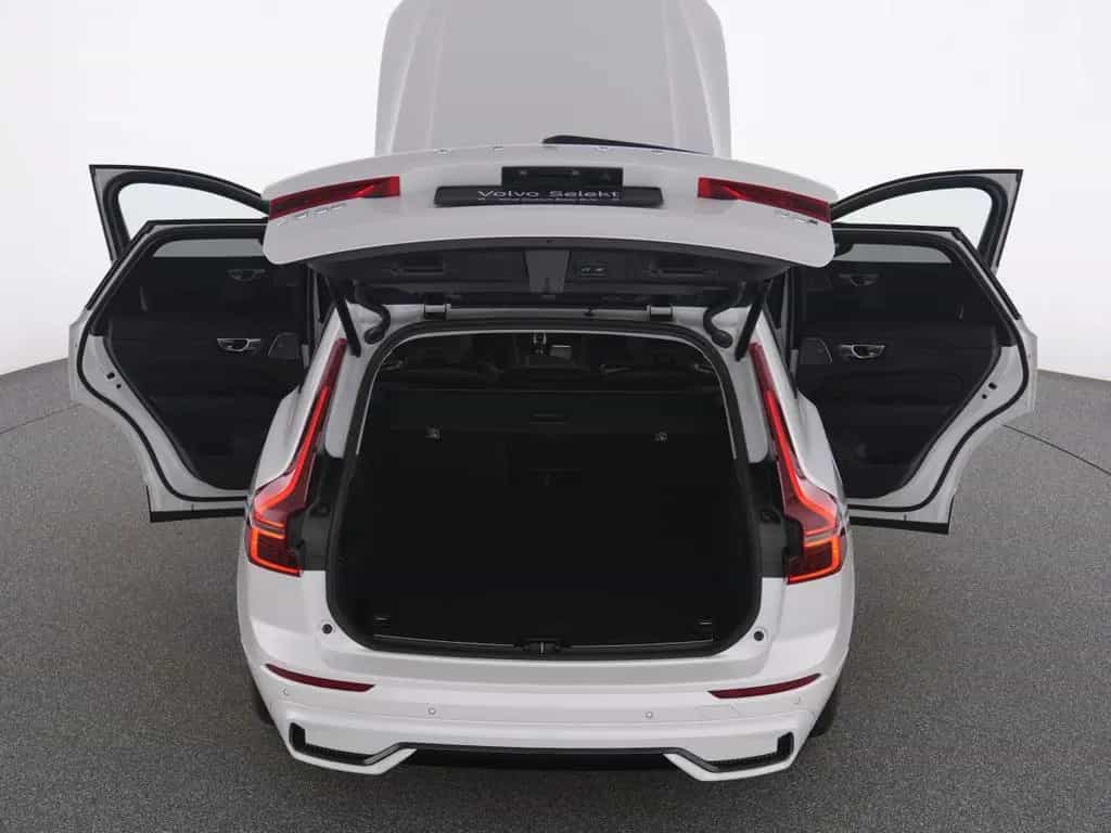 Volvo XC60 B5 AWD Ultra Dark+21''LM+MEMRY+MASSAGE+BO&W 08/2025-photo-13
