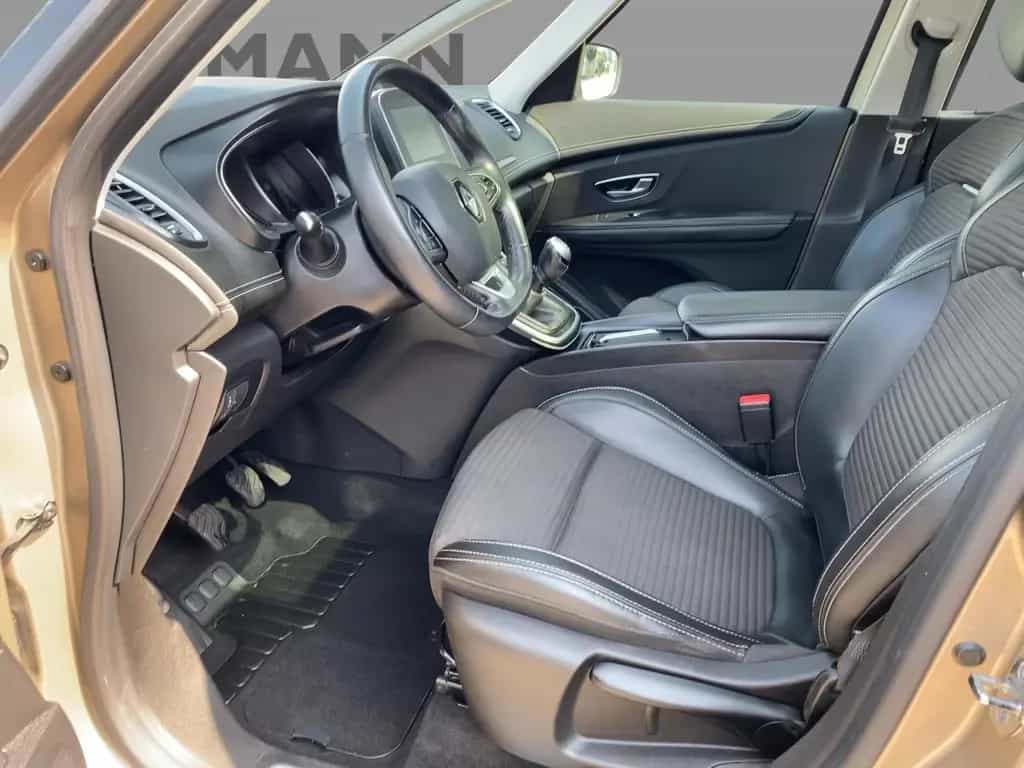 Renault Scenic IV 1.3 TCe 140 Intens *Panorama*Navi*DAB* 04/2018-photo-8