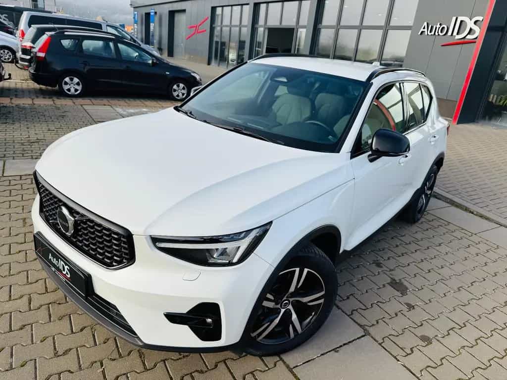Volvo XC40 Plus Dark 2WD/Navi/Harman-Kardon 10/2023-photo-9