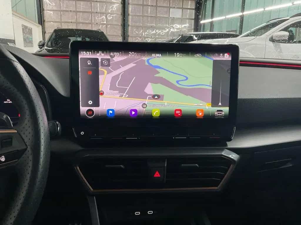 Cupra Leon Sportstourer 2.0 TSI DSG VZ NAVI MATRIX AHK 01/2024-photo-11