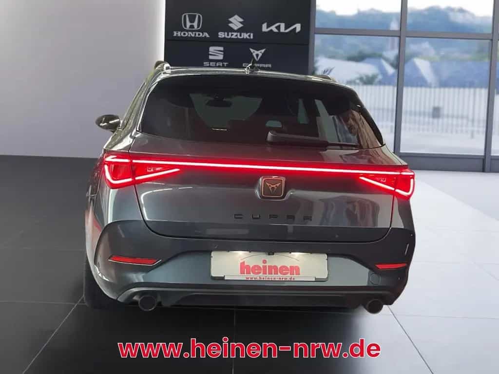 Cupra Leon Sportstourer 2.0 TSI DSG VZ NAVI MATRIX AHK 01/2024-photo-4