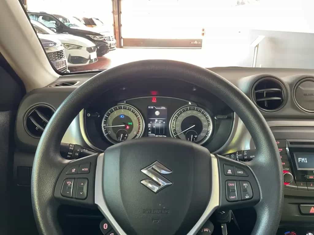 Suzuki Vitara 1.4 DITC Club 4x2 LED ACC DAB 11/2021-photo-12