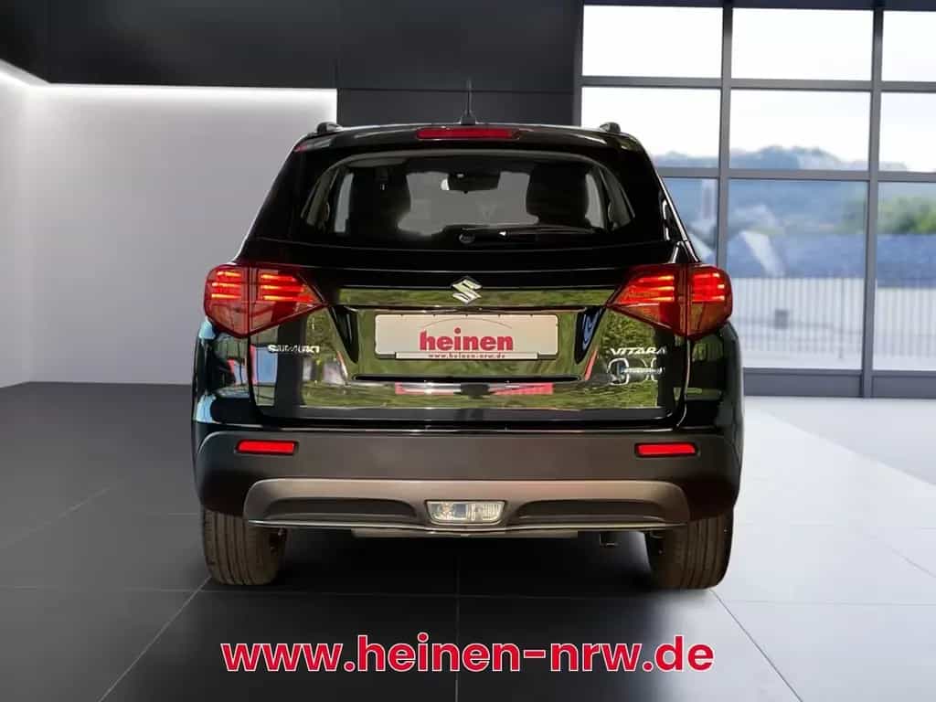 Suzuki Vitara 1.4 DITC Club 4x2 LED ACC DAB 11/2021-photo-4