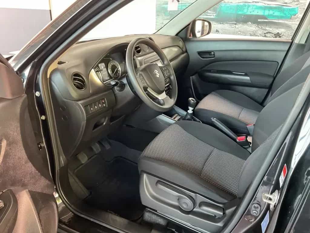 Suzuki Vitara 1.4 DITC Club 4x2 LED ACC DAB 11/2021-photo-5
