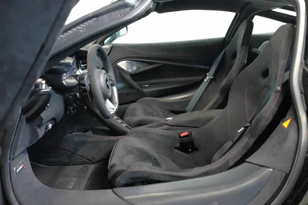 McLaren 750S Coupé Performance/CARBON/LIFT/RACING SE/B&W 09/2023-photo-13