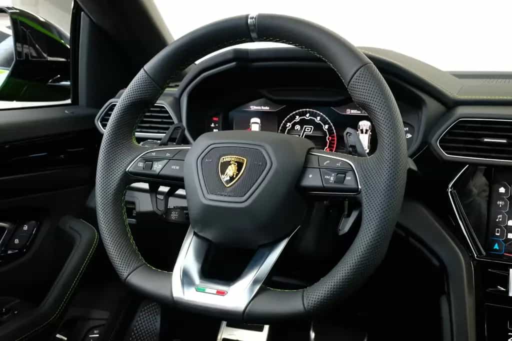Lamborghini Urus /WARRANTY-2027/B&O/PANO/NIGHT/STYLE/MASSAGE 02/2022-photo-24