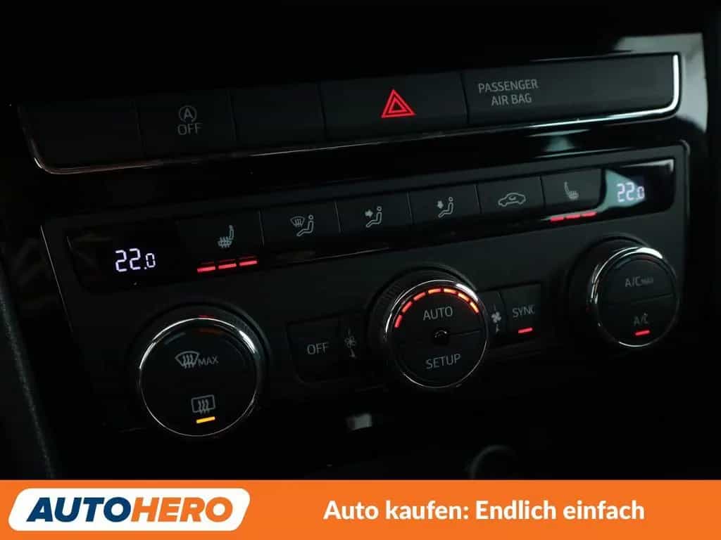 Seat Ateca 1.5 TSI ACT Xcellence Aut.*NAVI*CAM*LED* 08/2019-photo-23