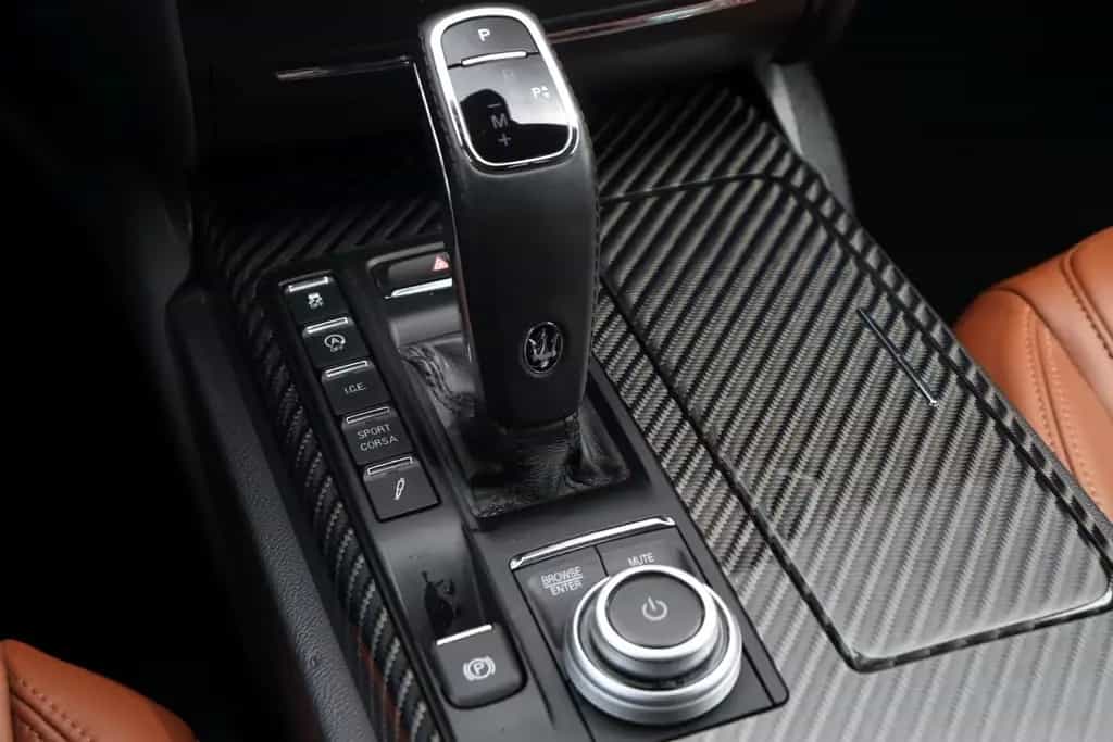 Maserati Ghibli 3.8 V8 Trofeo +21ZOLL+CABRON+ASSIST+B&W++ 10/2021-photo-11