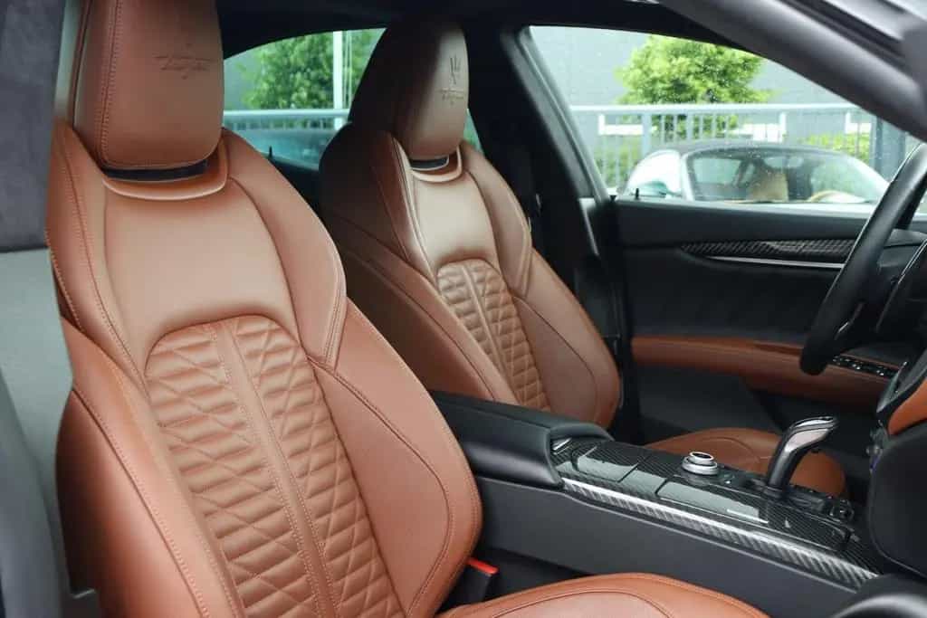 Maserati Ghibli 3.8 V8 Trofeo +21ZOLL+CABRON+ASSIST+B&W++ 10/2021-photo-25