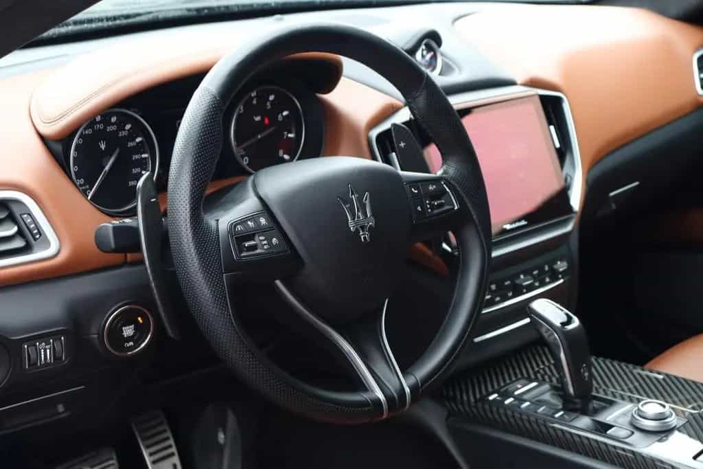 Maserati Ghibli 3.8 V8 Trofeo +21ZOLL+CABRON+ASSIST+B&W++ 10/2021-photo-27