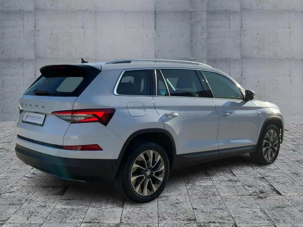 Skoda Kodiaq 1.5 TSI DSG CLEVER MATRIX+NAV+ACC+SHZ+RFK 06/2022-photo-5