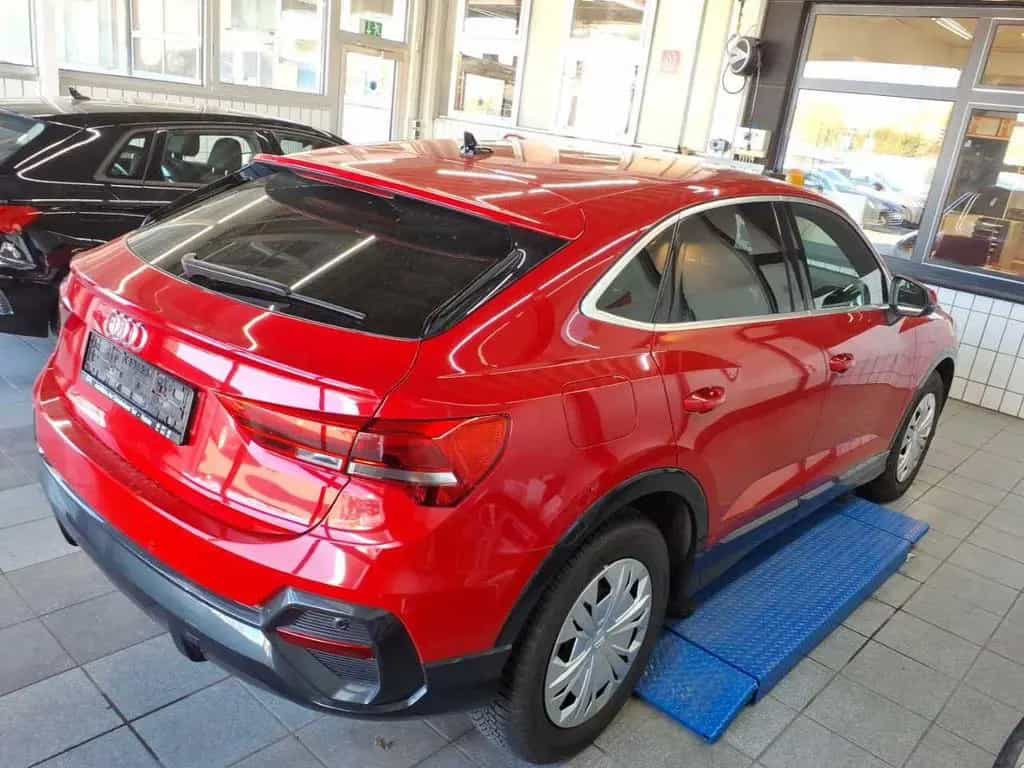 Audi Q3 Sportback 35 TDI Assist, Navi, Business 11/2021-photo-3