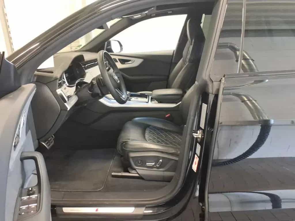 Audi SQ8 Pano, Massage, HUD, Assist, Matrix, Leder 04/2023-photo-4