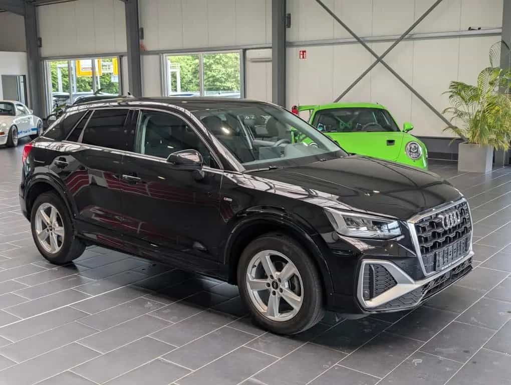 Audi Q2 35 TFSI S-Line LED Navi 8-fach 12/2022-photo-4