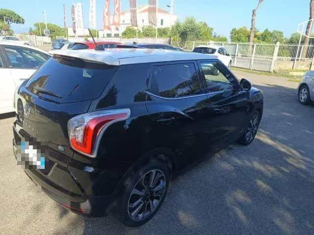 Ssangyong Tivoli SSANGYONG Tivoli 1.6d Be 02/2017-photo-3
