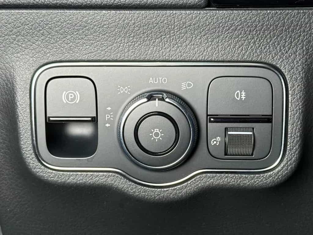 Mercedes-Benz B 200 *AHK*KAMERA*MULTIBEAM-LED*NAVI*SHZG*ALU*USB 04/2019-photo-25