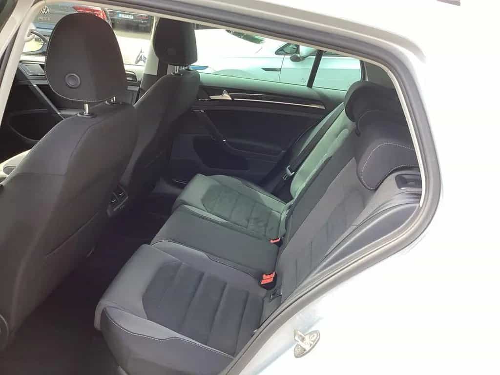 Volkswagen Golf VII 1.5 TSI Highline DSG Navi LED Standh. 10/2018-photo-9