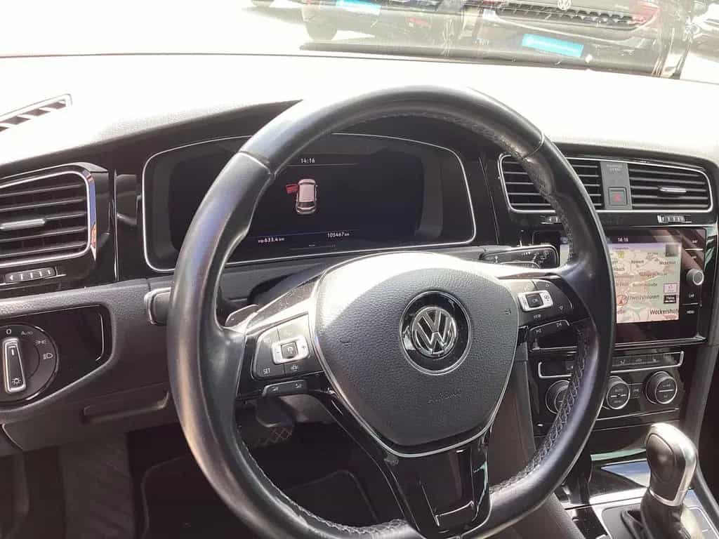 Volkswagen Golf VII 1.5 TSI Highline DSG Navi LED Standh. 10/2018-photo-14