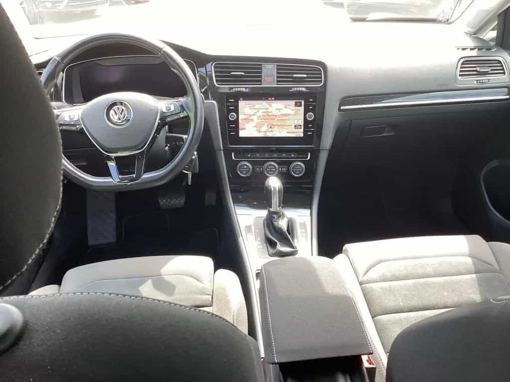 Volkswagen Golf VII 1.5 TSI Highline DSG Navi LED Standh. 10/2018-photo-6