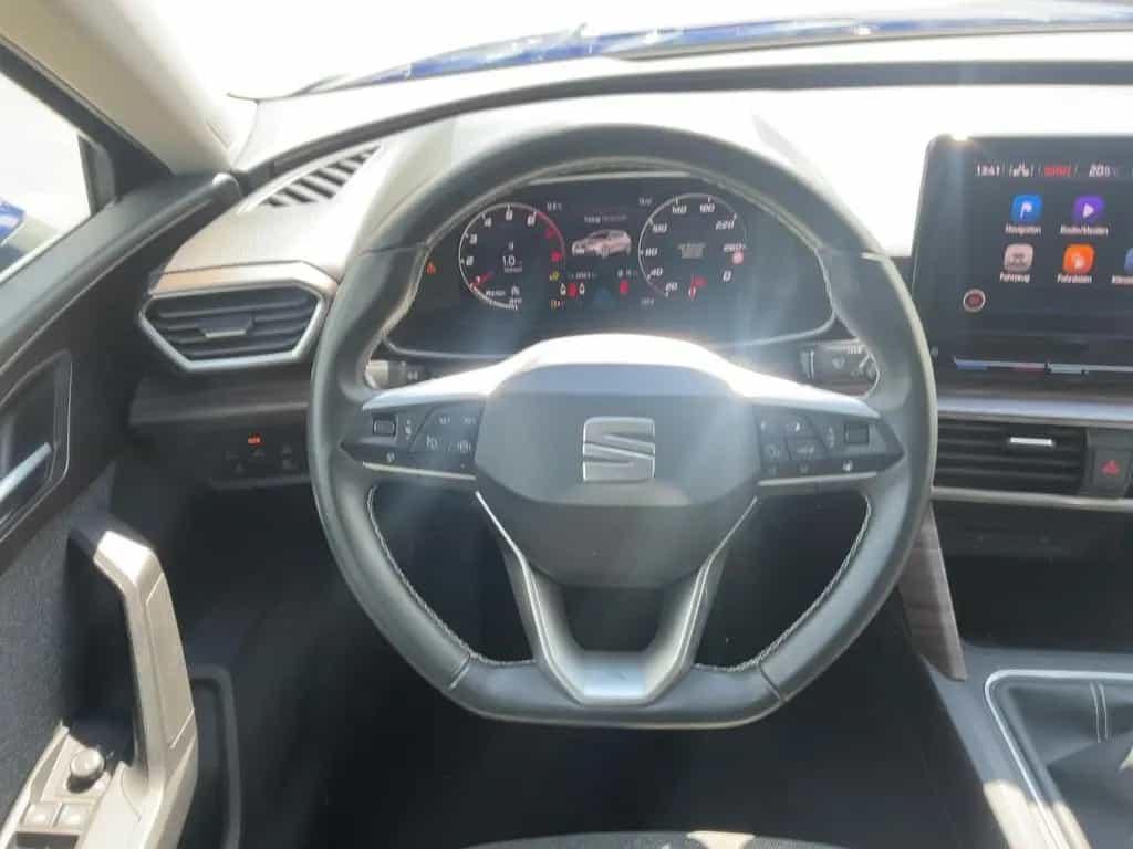 Seat Leon 1.5 TSI XCELLENCE Voll-LED+NAV+ACC+SHZ+RFK 08/2020-photo-9