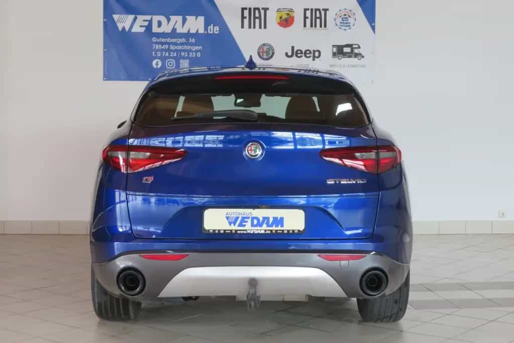 Alfa Romeo Stelvio Ti Q4 2.2 Diesel 210PS *AHK* 10/2022-photo-2