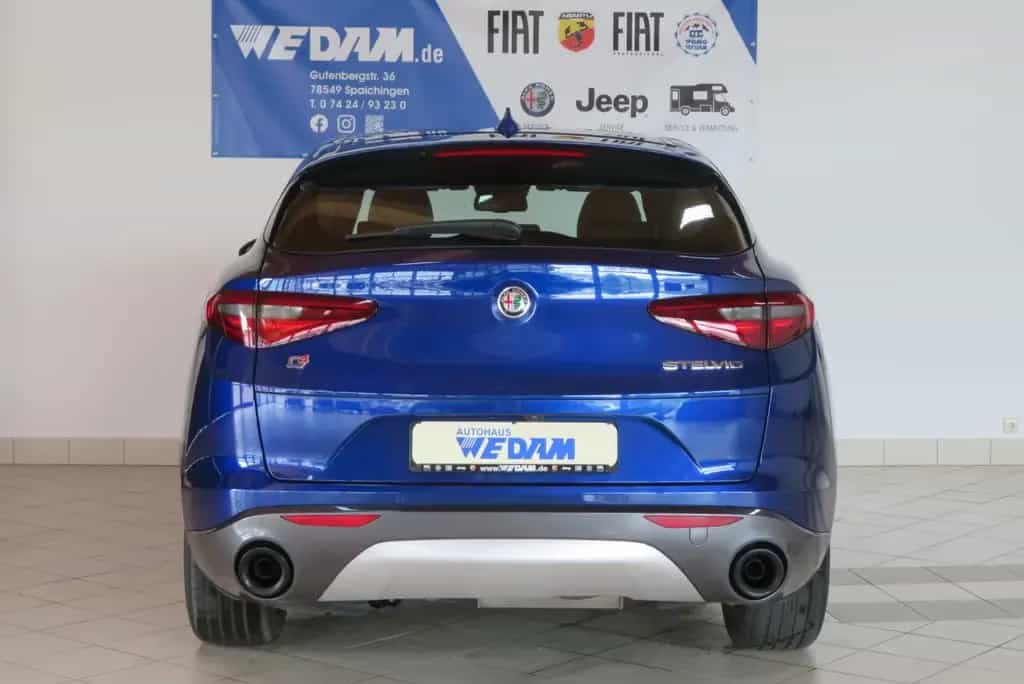 Alfa Romeo Stelvio Ti Q4 2.2 Diesel 210PS *AHK* 10/2022-photo-3
