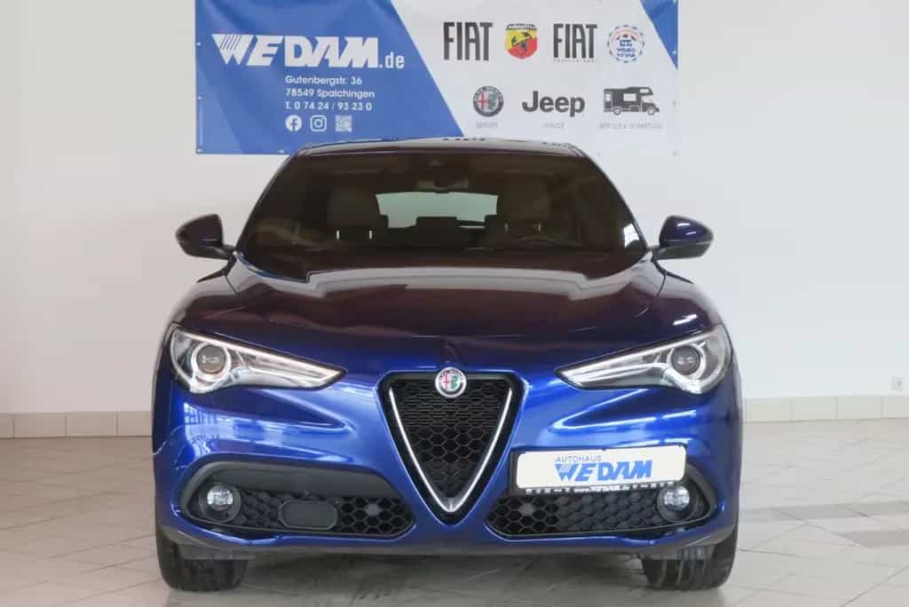 Alfa Romeo Stelvio Ti Q4 2.2 Diesel 210PS *AHK* 10/2022-photo-4