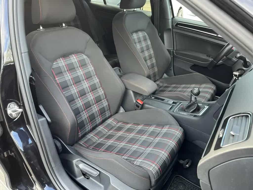 Volkswagen Golf VII 2.0 GTI KLIMA PDC SHZ BI-XENON NAVI 02/2017-photo-11