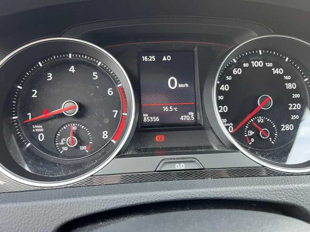 Volkswagen Golf VII 2.0 GTI KLIMA PDC SHZ BI-XENON NAVI 02/2017-photo-16