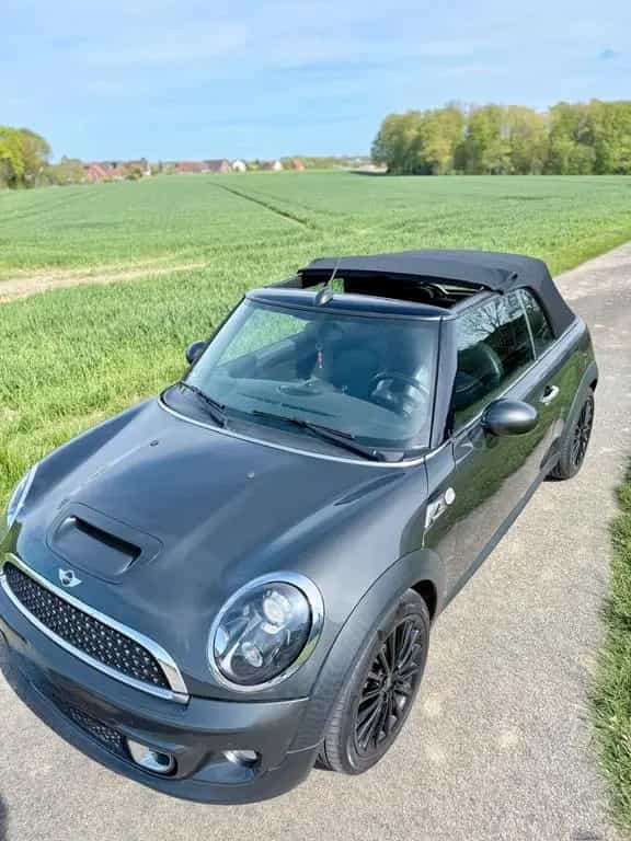 MINI Cooper S Cabrio 12/2010-photo-1