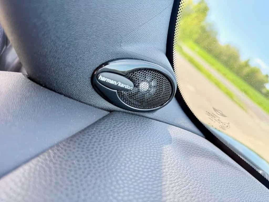 MINI Cooper S Cabrio 12/2010-photo-9