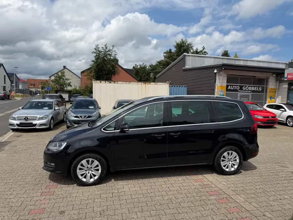 Volkswagen Sharan 1.4 Tsi 7-SITZER Navi Kamera Sitzhz ACC 07/2019-photo-1