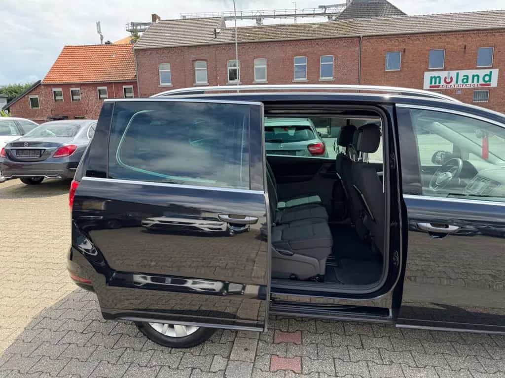 Volkswagen Sharan 1.4 Tsi 7-SITZER Navi Kamera Sitzhz ACC 07/2019-photo-17