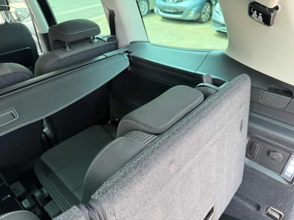 Volkswagen Sharan 1.4 Tsi 7-SITZER Navi Kamera Sitzhz ACC 07/2019-photo-18