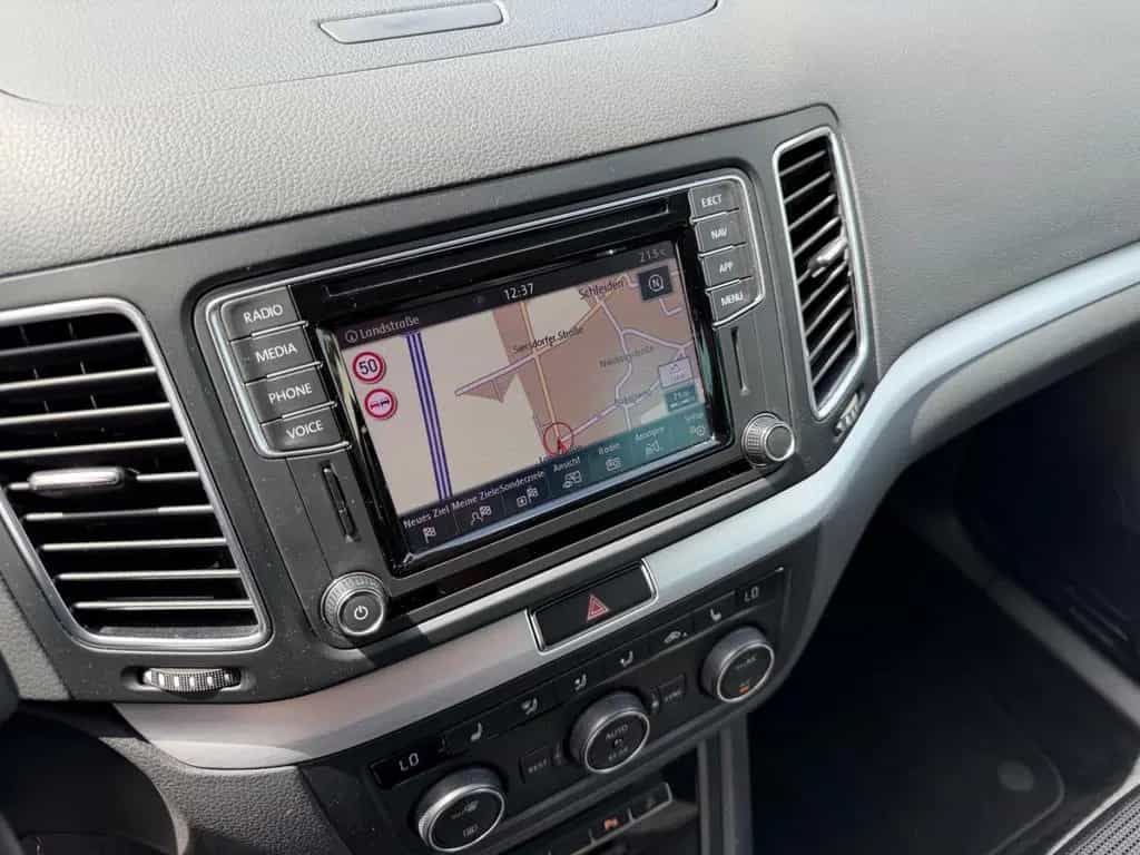 Volkswagen Sharan 1.4 Tsi 7-SITZER Navi Kamera Sitzhz ACC 07/2019-photo-21