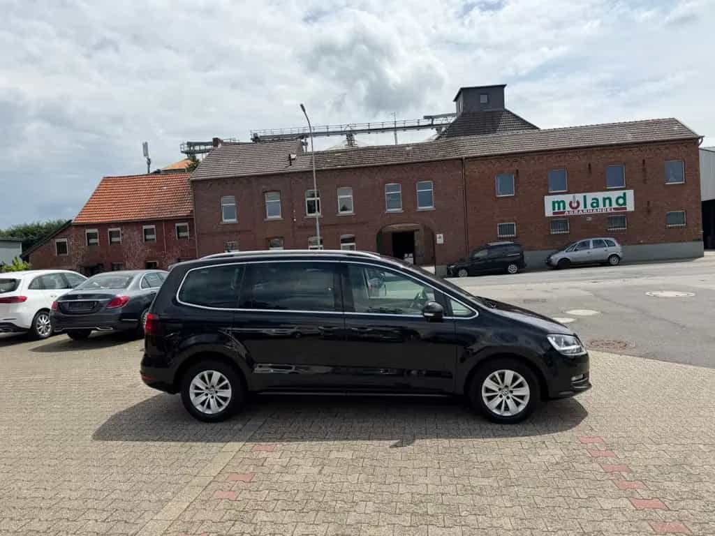 Volkswagen Sharan 1.4 Tsi 7-SITZER Navi Kamera Sitzhz ACC 07/2019-photo-4