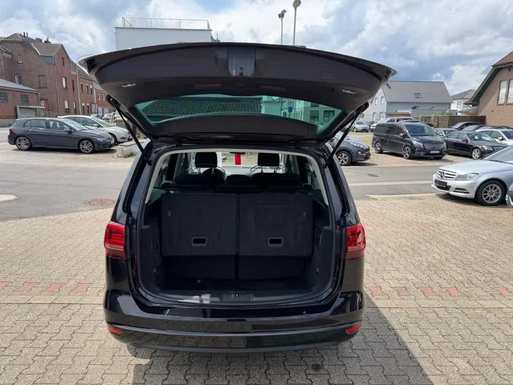 Volkswagen Sharan 1.4 Tsi 7-SITZER Navi Kamera Sitzhz ACC 07/2019-photo-7