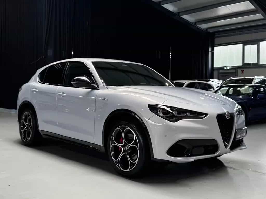 Alfa Romeo Stelvio 2.2 JTDM KAT Veloce Q4 Metallic 05/2024-photo-0