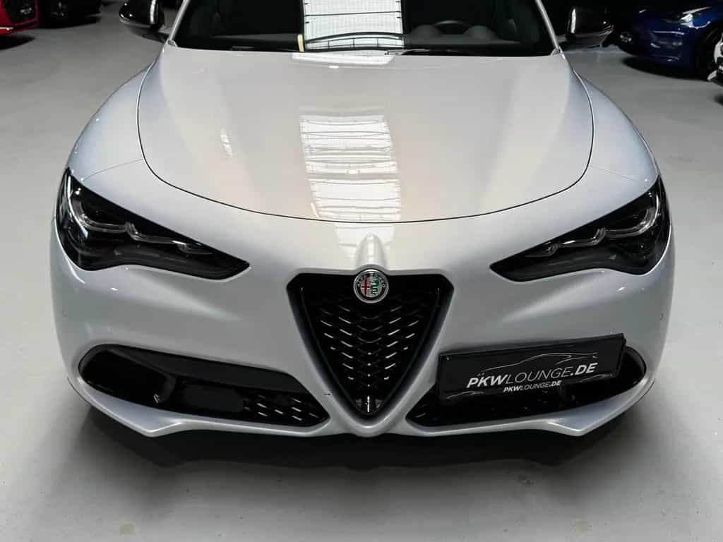 Alfa Romeo Stelvio 2.2 JTDM KAT Veloce Q4 Metallic 05/2024-photo-2