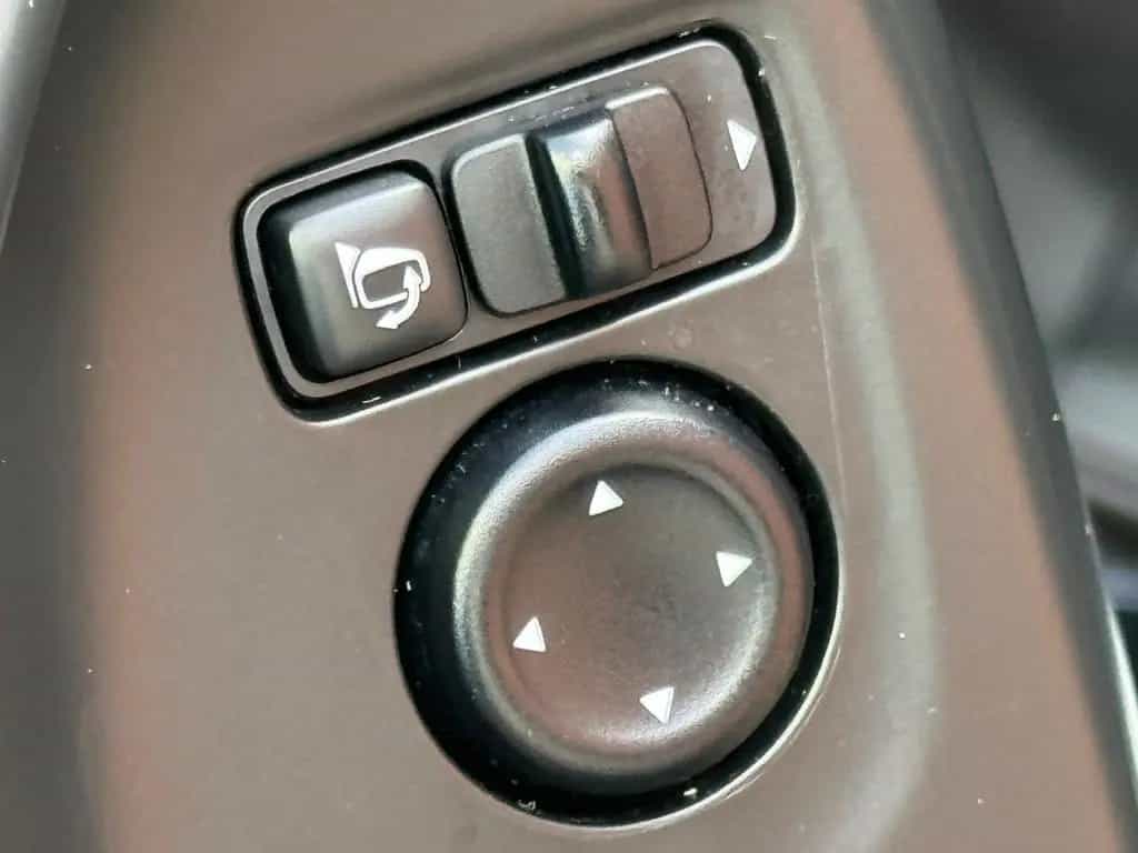 Renault Kadjar Bose Edition *T.LEDER*LED*NAVI*PDC*TEMPO* 11/2017-photo-17