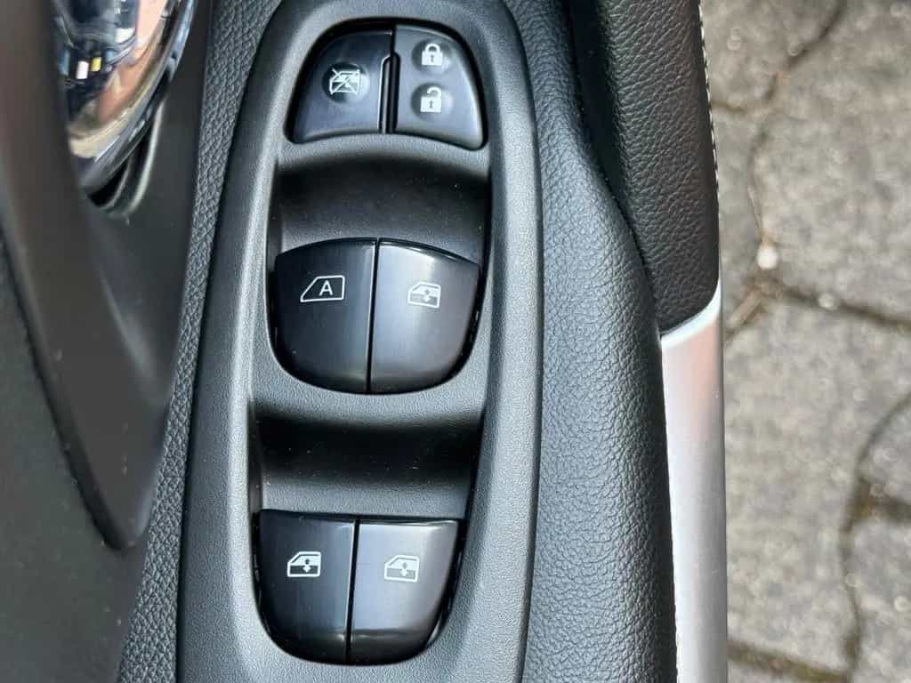 Renault Kadjar Bose Edition *T.LEDER*LED*NAVI*PDC*TEMPO* 11/2017-photo-18