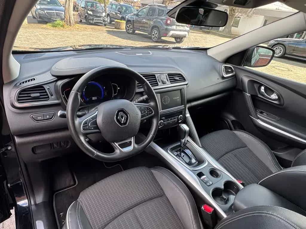 Renault Kadjar Bose Edition *T.LEDER*LED*NAVI*PDC*TEMPO* 11/2017-photo-8