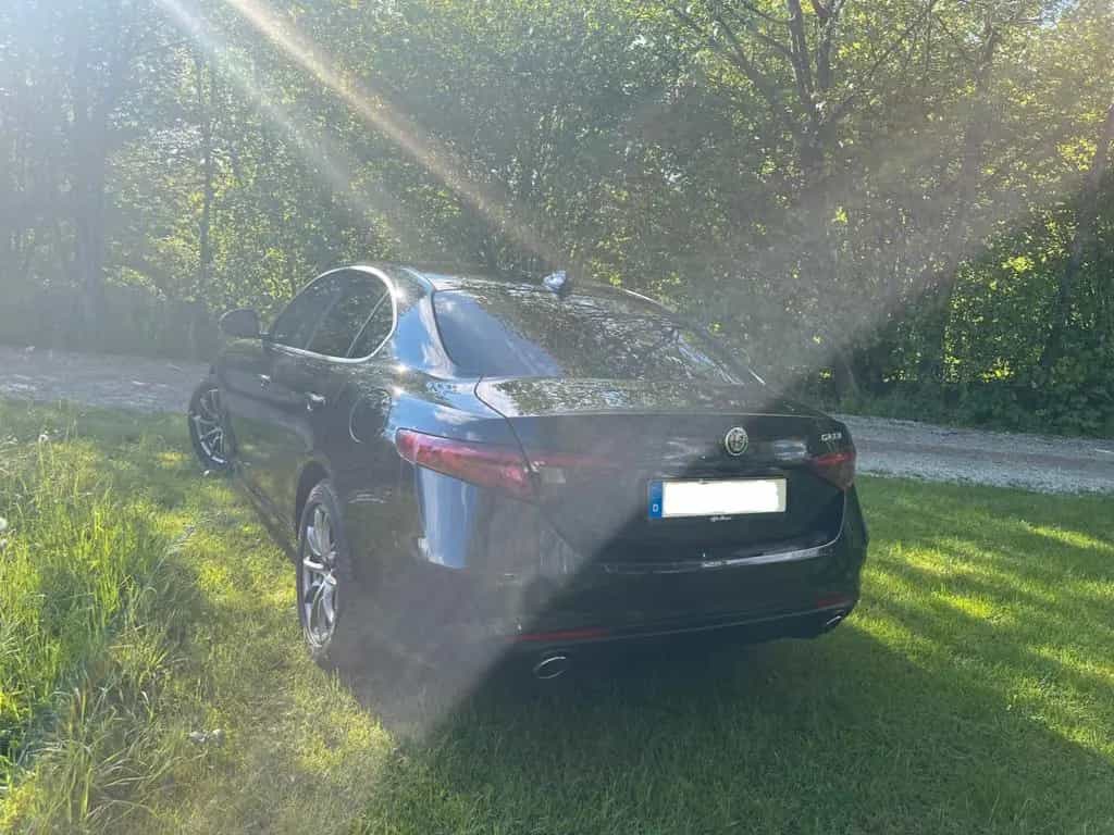Alfa Romeo Giulia Super 2.2 Diesel 16V 132 kW Super 07/2017-photo-6